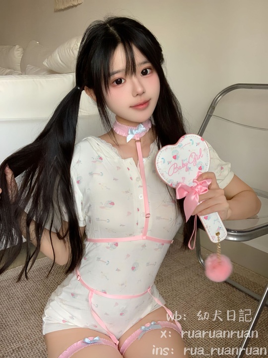 rua阮阮最新写真图包视频合集资源下载 [更新至18期]-漫图社