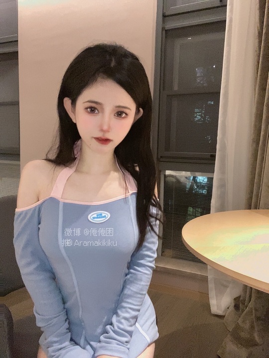 倦倦喵_露背裙_21