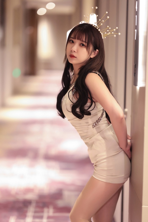 小女巫露娜_无内肉丝_03