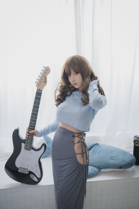 Shika小鹿鹿-吉他妹妹