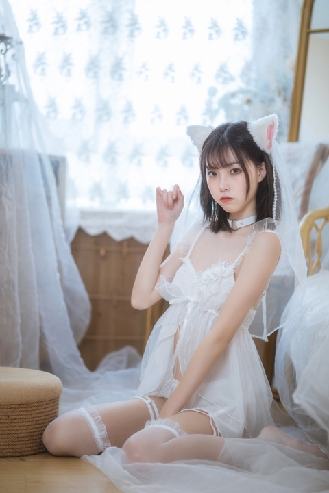 许岚LAN 少女白色裙