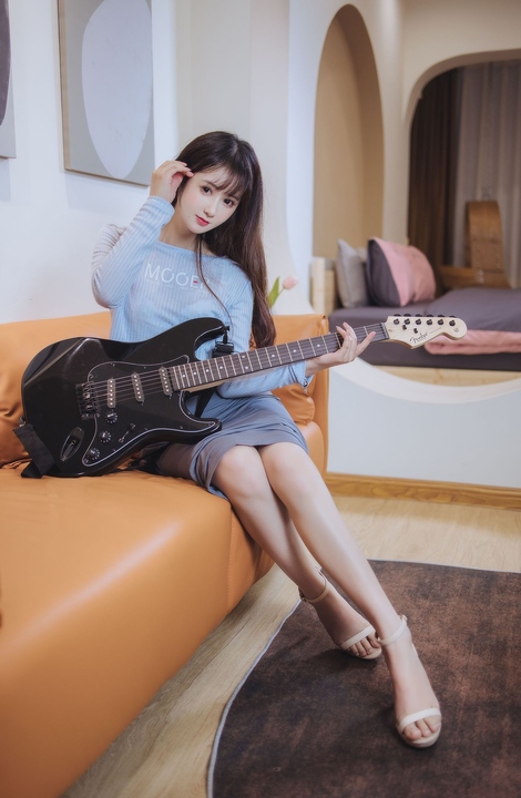 羽生三未-吉他妹妹