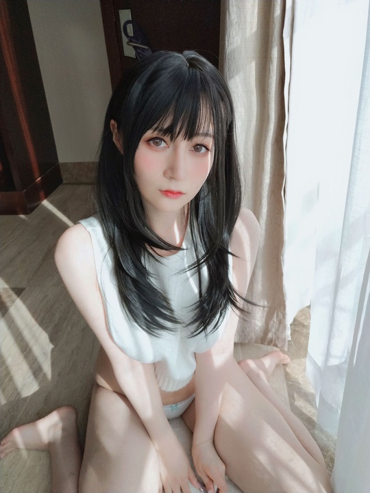 白银81-白色毛衣 白银81-白色毛衣