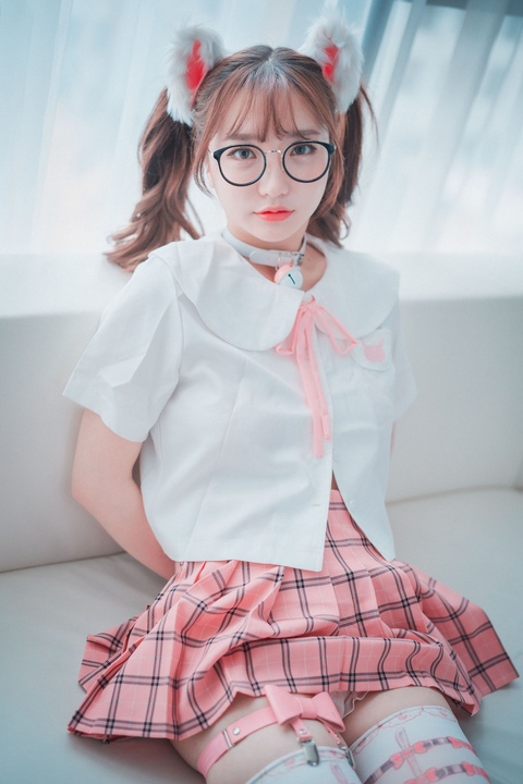 孫樂樂-DJAWA-Cute-Pink
