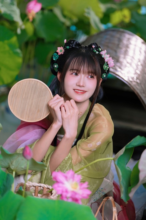 兔子Zzz不吃胡萝卜-浮香花谷
