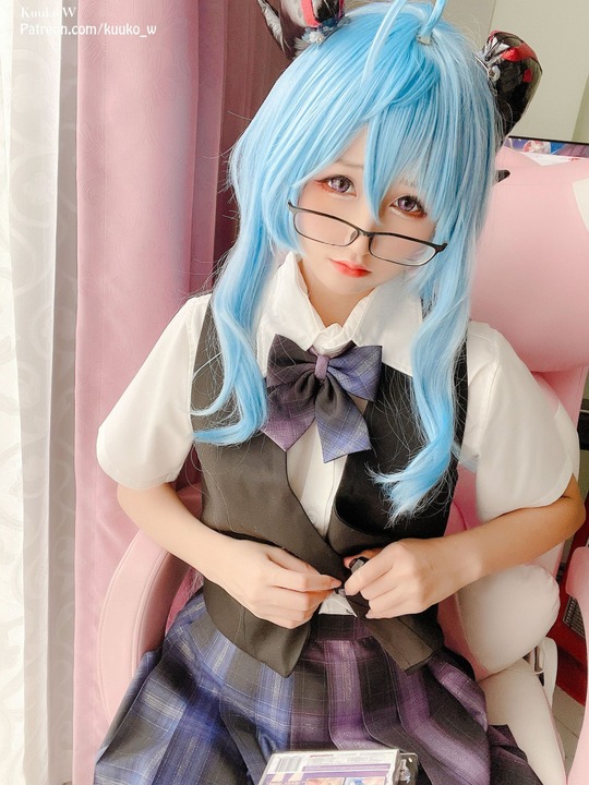 Kuuko W-Ganyu-Pure-Seifuku