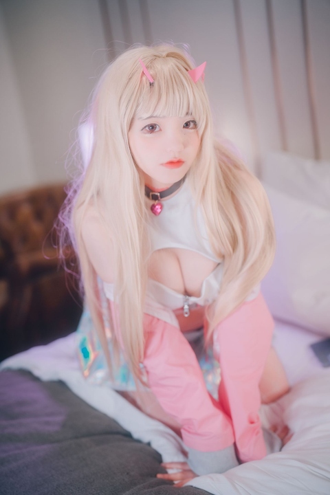 Jenny(정제니)-DJAWA-Nikke-Viper