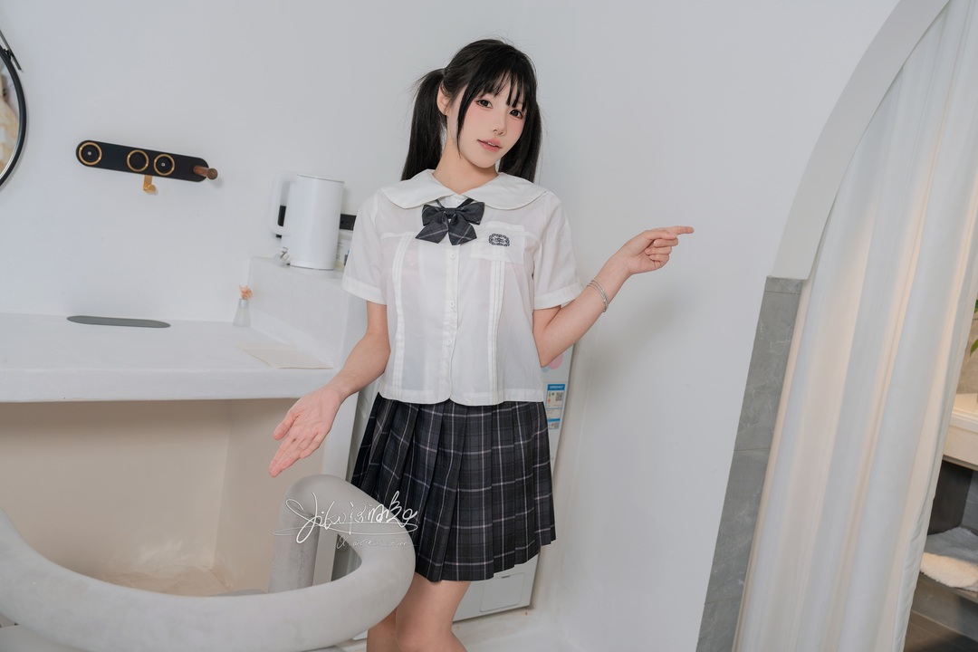 咬一口兔娘 - 雨后小故事 咬一口兔娘 - 雨后小故事
