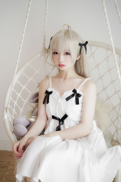 珍吱妙妙mio（十万珍吱伏特）全套写真合集下载 [更新至18期]