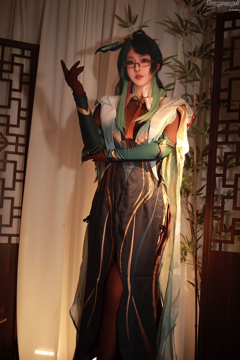 小容仔咕咕咕w-原神 闲云