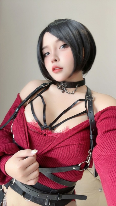 Sayo Momo-Ada-Wong-RE4-in-Secret-Mission