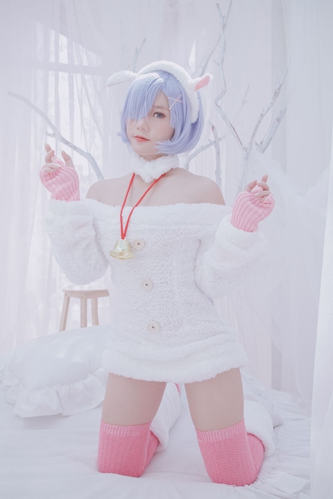 Messie Huang-Rem-the-sheep