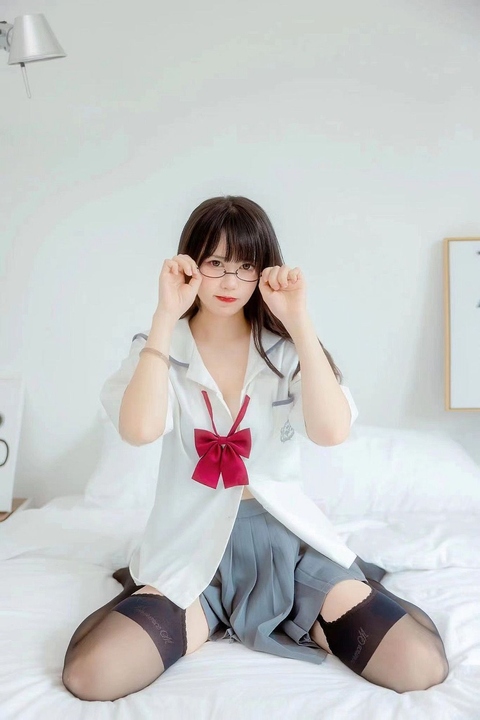 Tina很妖孽呀-调皮的JK妹妹