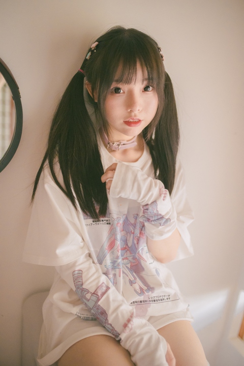 六味帝皇酱(樱花女友)微博ins写真作品合集资源下载 [更新至15期]-漫图社