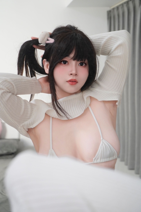 毛毛帽 – 居家妹妹[180P10V-3.22GB] 系列图包下载：软萌系居家风的极品作品-漫图社