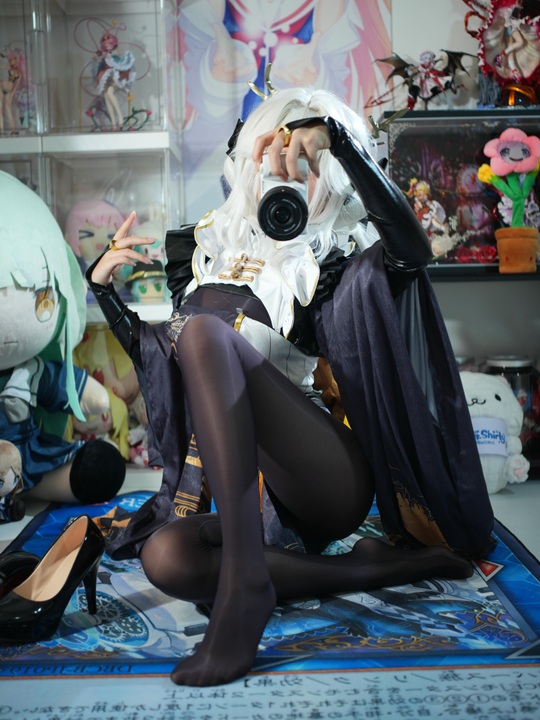 白栎Shirly – 胜利女神：妮姬 NIKKE 布兰儿 [130P27V-3.20GB] 写真套图下载分享-漫图社