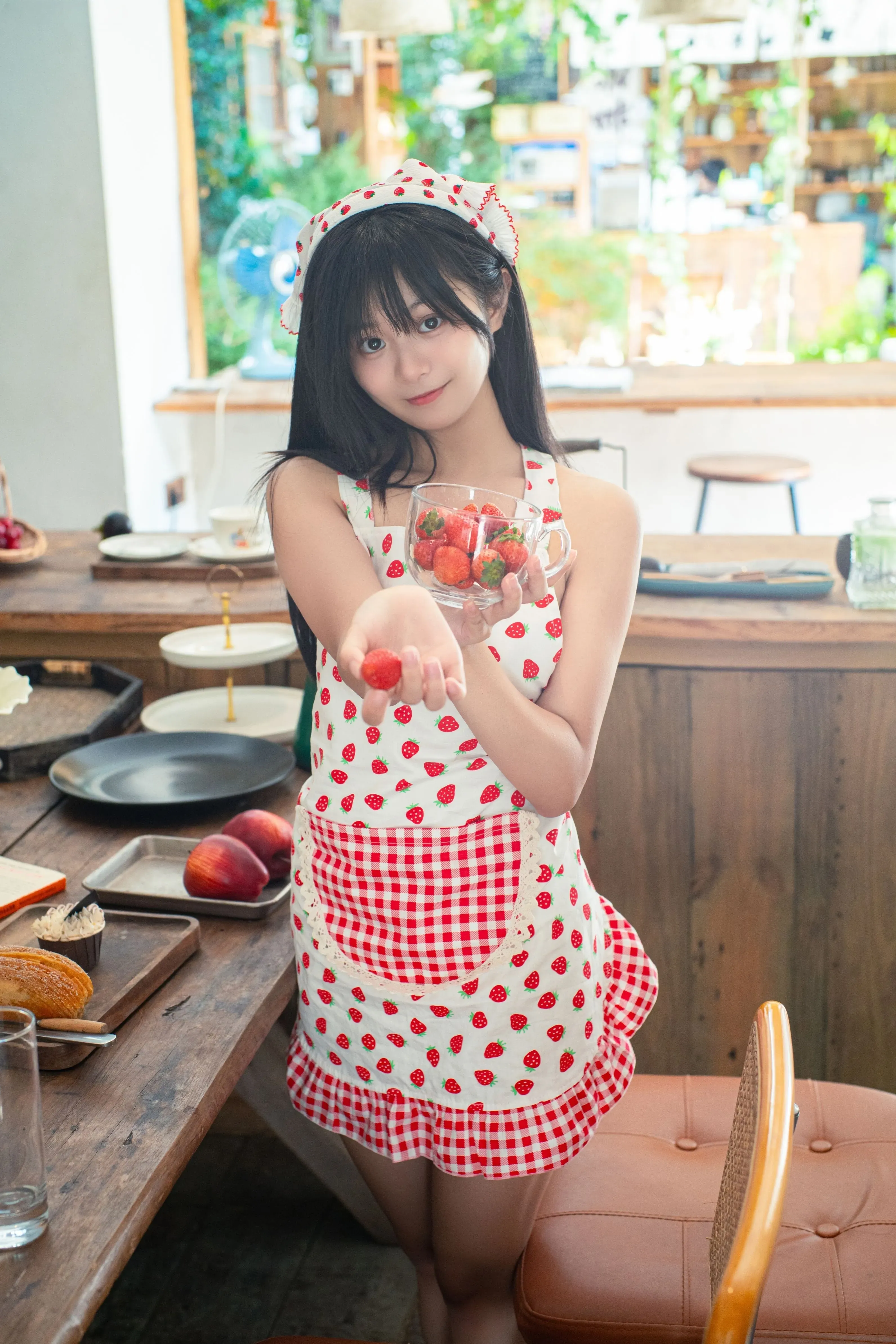 滕子京大王 - 小厨娘 [86P] 写真套图下载：可爱厨娘的cosplay灵感分享-漫图社
