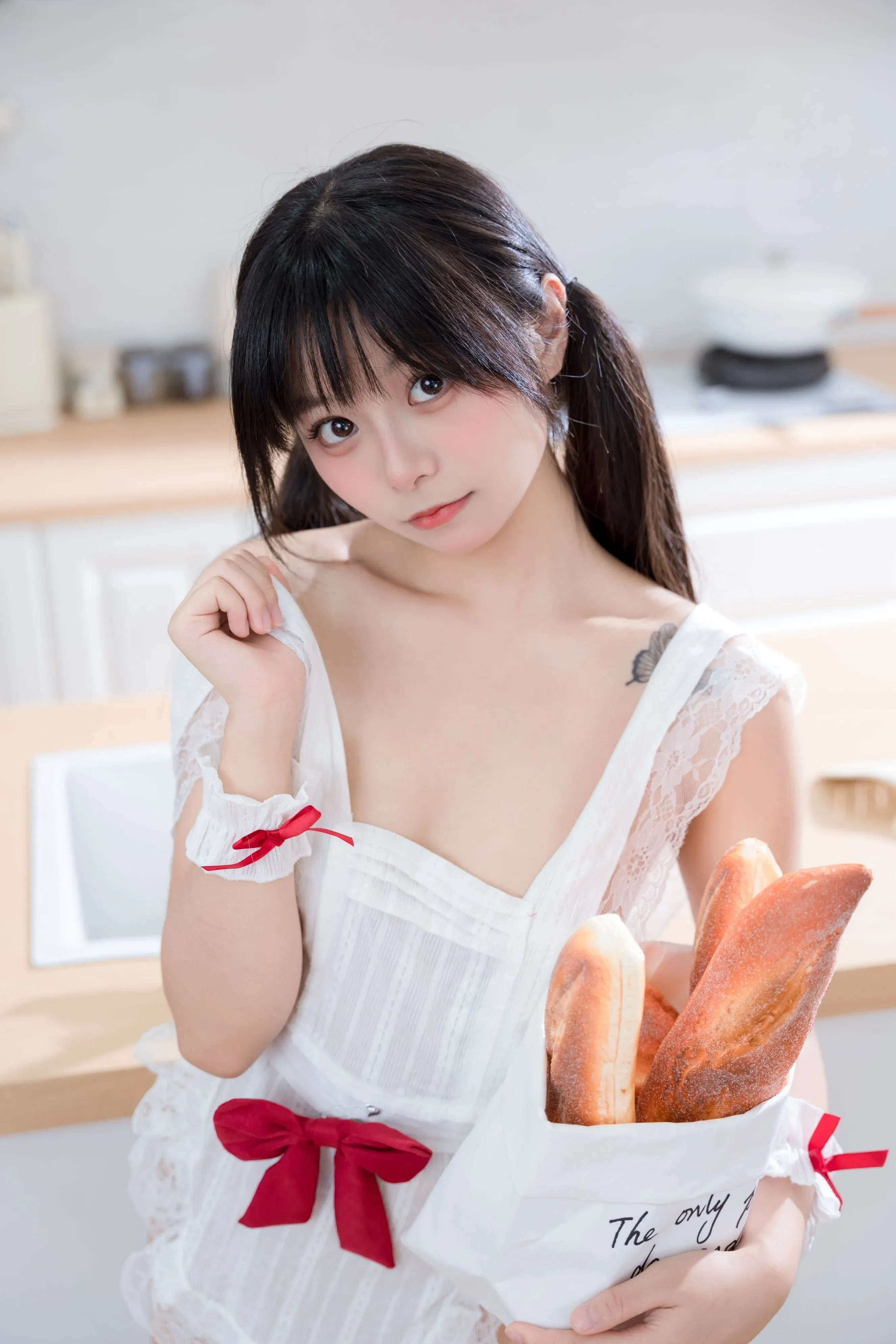 滕子京大王 私藏摄影 小围裙 [102P] 高清写真套图下载-漫图社