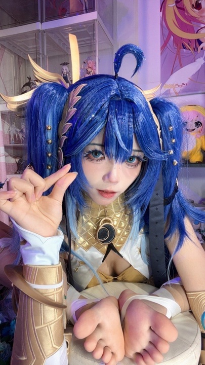 白栎Shirly《鸣潮》尤诺图包下载，超还原Cos：138P+22V 绝美瞬间全收录-漫图社