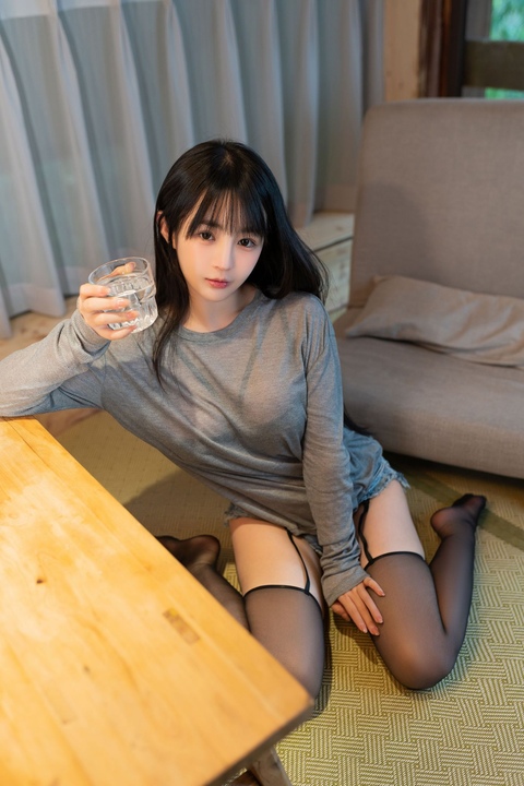 桜井宁宁 微醺的后辈 [78P-2.28GB]-漫图社