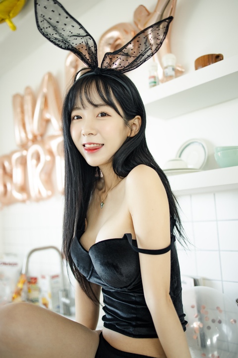 李素英leeesovely Patreon Sovely HAPPY BIRTHDAY