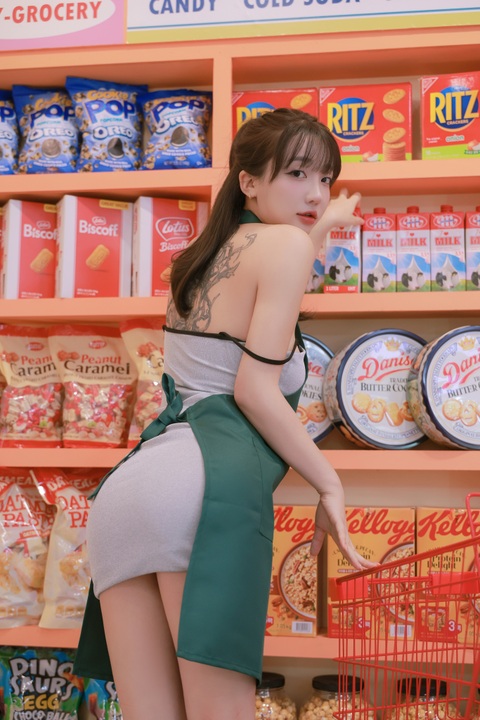 孙乐乐 孙艺恩(Son Ye Eun) - Night Shift (2)