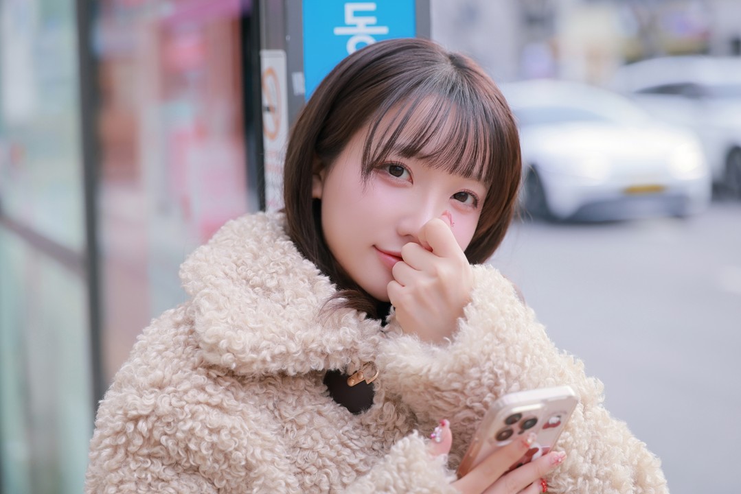 孙乐乐(손예은/Son Ye-Eun) 最新写真 X-Mas Offline [123P1V-2.75GB]-漫图社