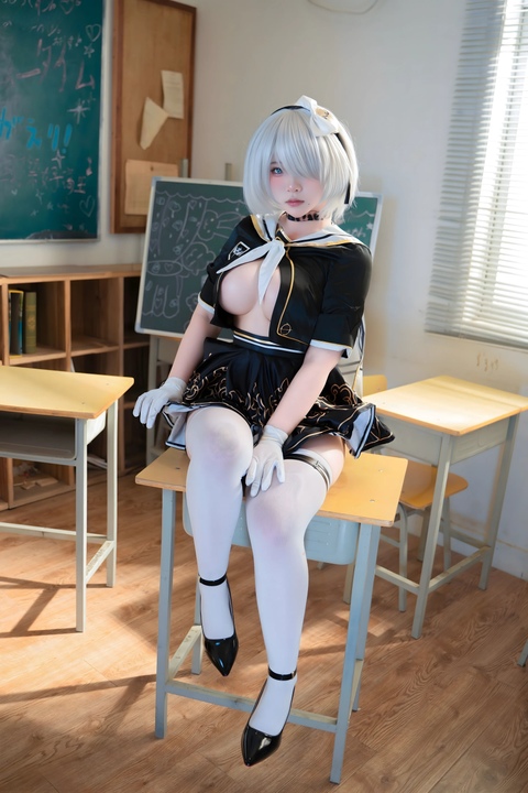 呙呙 - 2B教室 [42P] 写真套图下载-漫图社