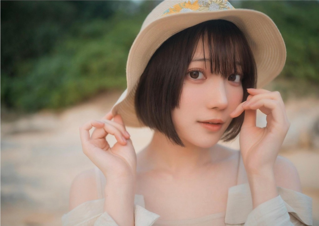 天川星夏 · みつめてほしい｜170P公式写真集 · 请凝视我 · 镜头下的深情告白-漫图社