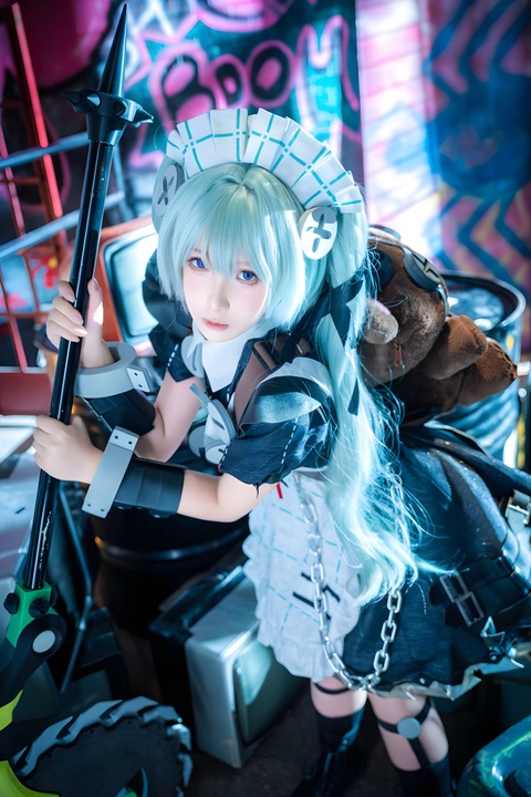 小和甜酒 家政可琳 Cosplay写真套图 [77P1V-286MB]-漫图社