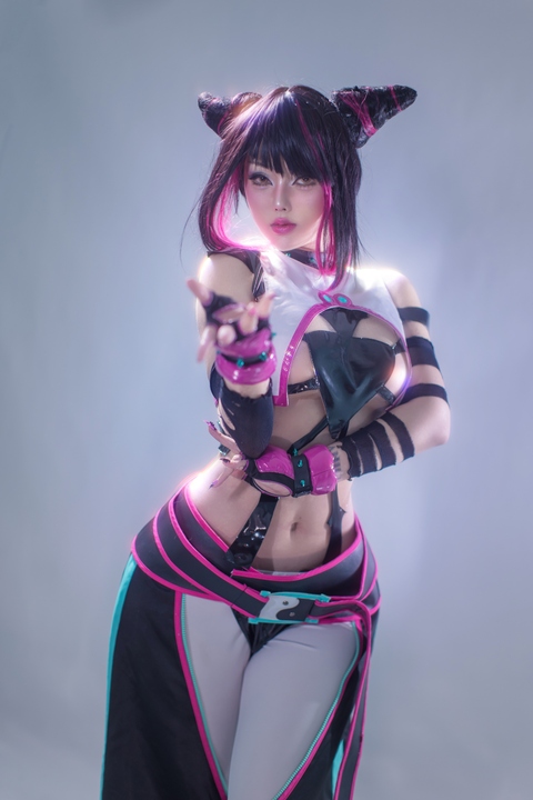 钛合金TiTi – 「Juri」主题 Cosplay写真集 [98P+1V-1.78GB]-漫图社