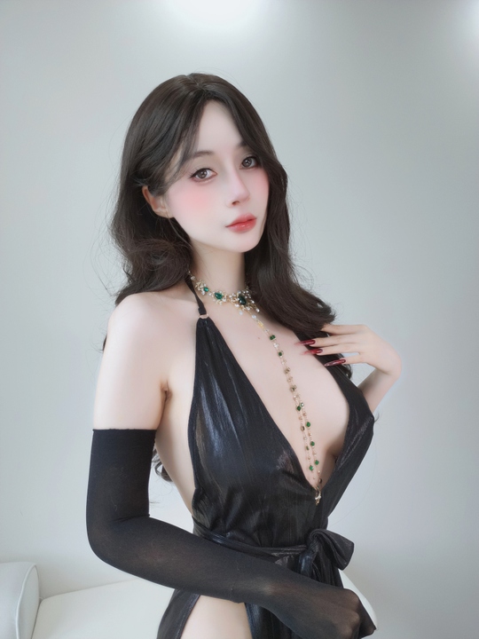 白银81 – 自撮り VOL.103 写真图集下载 [122P8V-1.93GB]-漫图社