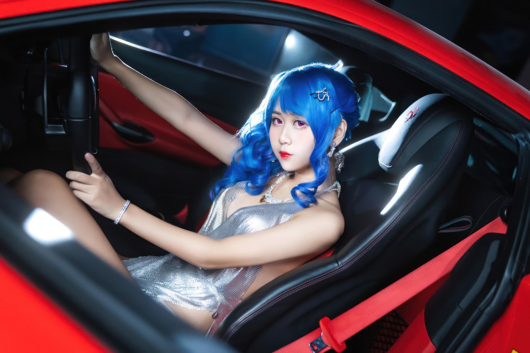 萌芽儿o0  圣路易斯礼服