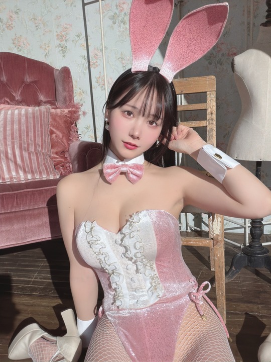 けん研 · 3月订阅合集｜159P+2V春日献礼 · 治愈系少女的日常碎片-漫图社