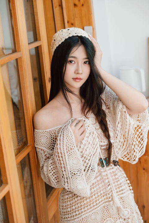年年nnian · 木槿花｜83P · 温柔的坚持，朝开暮落-漫图社